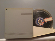 Banda Magnetofon + cutie - (West Germany) - diametru rola 13 cm - stare F.Buna foto