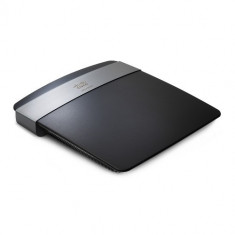 Router wireless Linksys E2500 foto