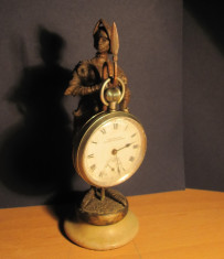 Statuie de bronz suport ceas de buzunar foto
