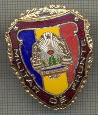 ZET 762 INSIGNA ,,MILITAR DE FRUNTE" - PERIOADA RSR - PENTRU NOSTALGICI