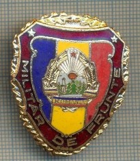 ZET 784 INSIGNA ,,MILITAR DE FRUNTE" - PERIOADA RSR - PENTRU NOSTALGICI