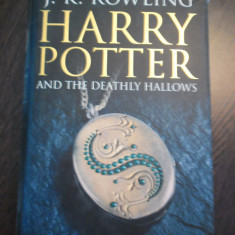 HARRY POTTER AND THE DEATHLY HALLOWS ( vol.7) - J. K. Rowling - Bloomsbury, 2005