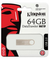 PEN DRIVE 64GB KINGSTON 2.0 foto