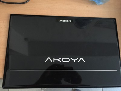 Capac display Medion Akoya E6315 A137 foto