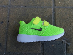 Nike free copii verde neon foto