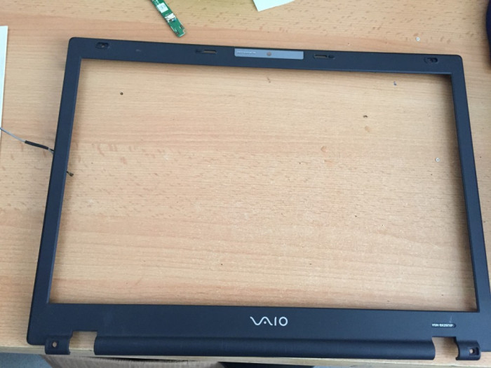 Rama display Sony Vaio PCG-9W1M, VGN-BX297XP A20