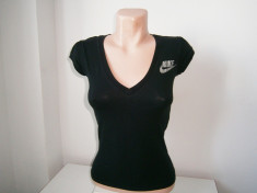 Tricou de dama Nike, negru, marimea S, stare foarte buna! foto