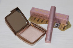 Pachet machiaj - Pudra iuminatoare Hourglass + Rimel Too Faced Better Than Sex foto