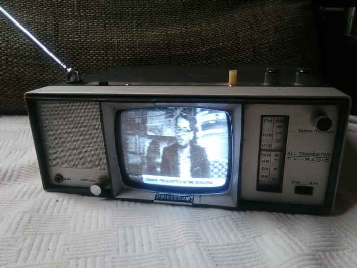 Combina vintage TV Radio Universum FK100R, an 1968, stare excelenta. foto mare Combina vintage TV Radio Universum FK100R, an 1968, stare excelenta. foto mare