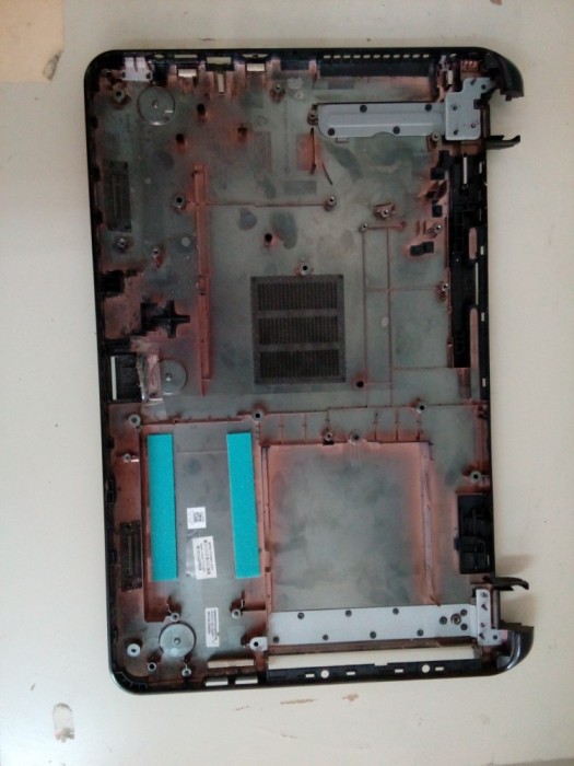 Bottom case-parte inferioara laptop Hp Compaq15-g .c4 foto mare Bottom case-parte inferioara laptop Hp Compaq15-g .c4 foto mare