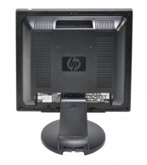 Monitor 17 inch LCD HP L1706, Silver &amp;amp;#038; Black, Carcasa Grad B, Lipsa Picior foto
