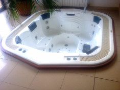 Cada jacuzzi cu hidromasaj 6 pers. GS06 YMIR 2280*2700*980 pre? 2150 euro/ neg foto