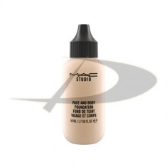 MAC Face and Body Foundation C2 foto
