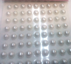 Accesoriu handmade - perle sidefate ( semisfere 7 mm) cu adeziv - 126 buc foto