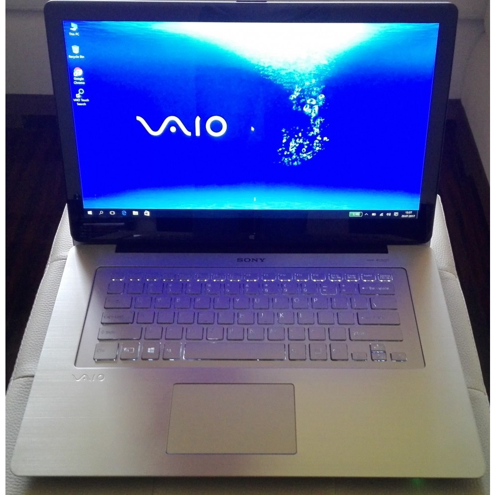 Sony Vaio flip touchscreen,Intel i74500U2,39Ghz16GB ram,500GB SSD