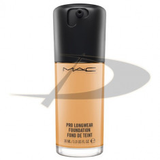 MAC Pro Longwear Foundation NC30 foto