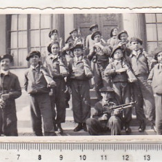 bnk foto - Elevi ai Liceului Militar iasi cu armamentul de instructie - 1940