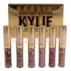 Set Rujuri Lichide Mate 6 Culori Kylie Birthday Edition Sapphire foto