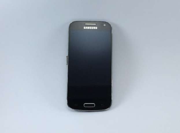 carcasa mijloc samsung galaxy s4 black edition carcasa mijloc samsung galaxy s4 black edition