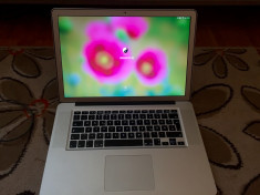 MacBook Pro i7 2.0 GHz 15 Inch 2011 foto