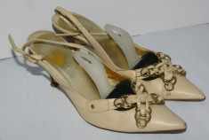 Pantofi decupati dama ESCADA culoarea bej / crem marimea 36 din piele 100% foto