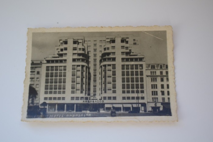 Carte postala liliput - Poza - Bucuresti - Hotel Ambasador