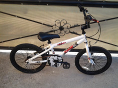 BMX Force by Apollo / Alb / bicicleta copii 18&amp;quot; (5-9 ani) foto