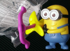 McDonalds Minion &amp;quot;lansator de banane&amp;quot; - minioni Happy Meal 2017 - Sigilat foto