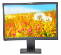 Lenovo L2250P 22&amp;quot; LCD 1680 x 1050 16:10 foto