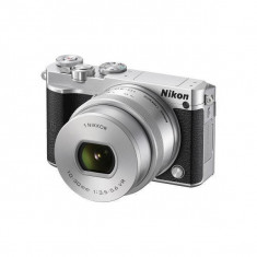 Aparat foto Mirrorless Nikon 1 J5 20.8 Mpx Silver Kit 10-30mm VR foto