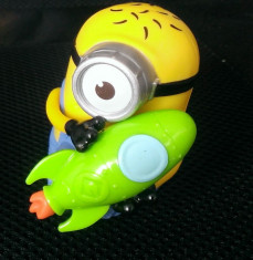 McDonalds Minion &amp;quot;pilot de racheta&amp;quot; - minioni Happy Meal 2017 - Sigilat foto