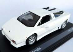 WHITEBOX Lamborghini P140 1988 1:43 foto