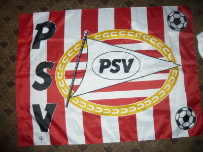 Steagul Suporterilor Echipei PSV Einhoven -Fotbal ,dim.100x72 cm ,material texti foto