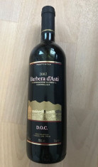 Vin rosu de colectie vechi Barbera d&amp;#039;Asti D.O.C 2002 foto