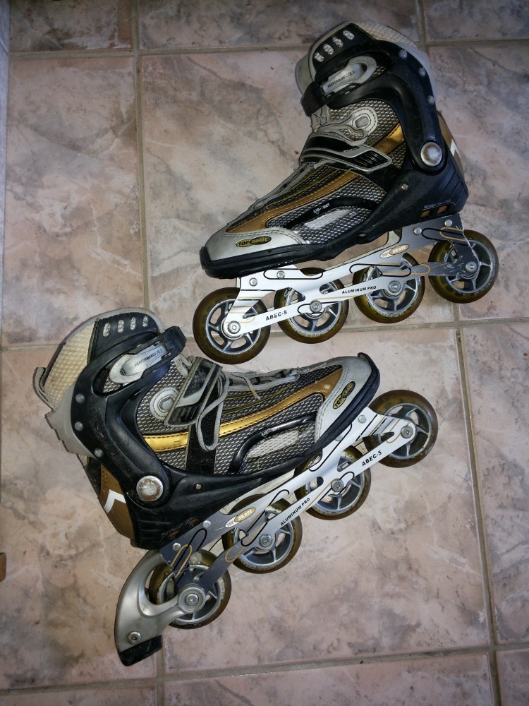 Role,rolere,inline skates,Hy Skate,roti din silicon ,sina de aluminiu