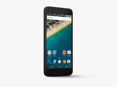 Smartphone LG Nexus 5X 32GB Black foto