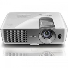 Videoproiector BenQ W1070 foto