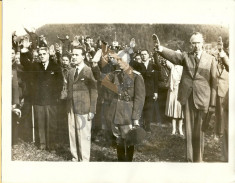 FOTO, ION ANTONESCU LA COMEMORAREA EXECUTIEI MEMBRILOR MISCARII LEGIONARE, RASNOV, 22 SEPTEMBRIE foto