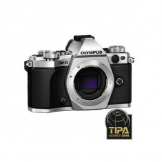 Aparat foto Mirrorless Olympus OM-D E-M5 Mark II 16 Mpx Silver Body foto