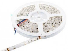 Banda LED Whitenergy flexibila 5m rezistenta la apa foto
