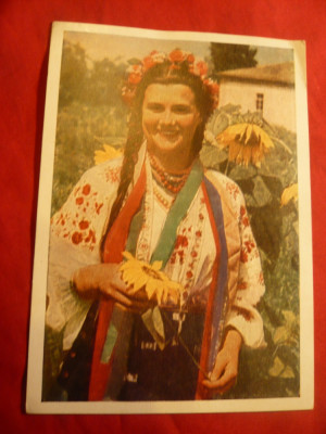 Ilustrata - traditii- Ucraineanca in costum popular 1957 -URSS foto