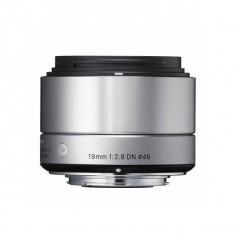 Obiectiv Sigma 19mm f/2.8 DN Art Silver montura Sony NEX foto