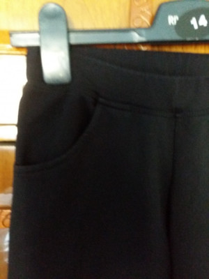 Pantaloni de trening negri foto