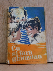 Carte - Cu si fara ghiozdan - Mircea Santimbreanu ( Ed. Tineretului, 1956 ) #437 foto