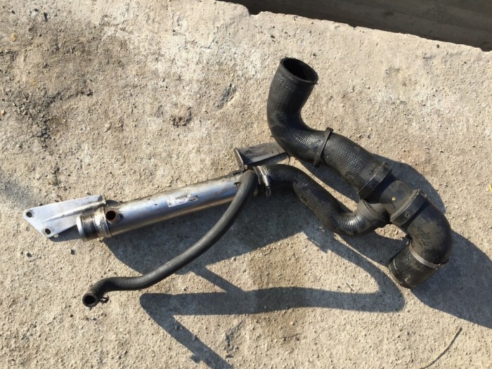 Tubulatura Furtune Turbo Coturi Racire Apa Teava Peugeot 406 607 2.2 HDI ! foto mare Tubulatura Furtune Turbo Coturi Racire Apa Teava Peugeot 406 607 2.2 HDI ! foto mare
