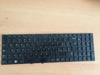 Tastatura samsung 300e pentru modelul de 15.6 inch A118 foto