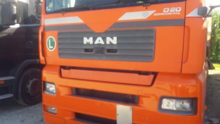 Vand camion MAN cu semiremorca Krono in stare buna de functionare foto mare Vand camion MAN cu semiremorca Krono in stare buna de functionare foto mare