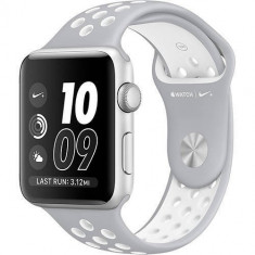 Smartwatch Apple Watch 2 Nike Plus Silver Aluminium Case 38mm Silicon Silver/White Band foto
