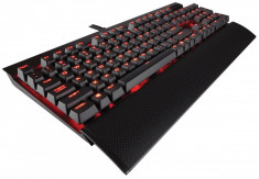 CORSAIR K70 LUX Mechanical Gaming Keyboard a?? Red LED a?? Cherry MX Red, Standard, foto
