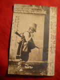 Ilustrata - Copil cu pusca - Rinaldo jun.circulat Bacau -Tg.Ocna ,cu 5 bani 1904, Circulata, Fotografie